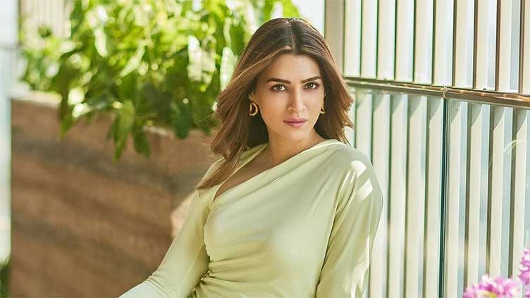 Kriti Sanon to try luck as producer in digital film